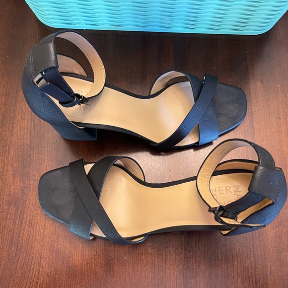 DV Dolce Vita Women's Maggie Heeled Sandal - Picture 5 of 10